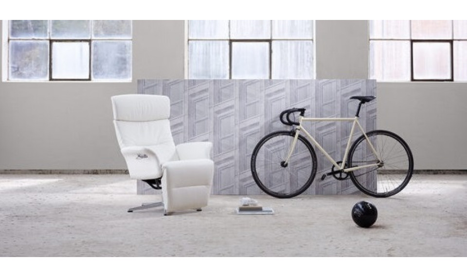 MASTER Jalatoega pööratav tugitool mäluga | Kollektsioon CONFORM | ZIPhome.ee pilt 6