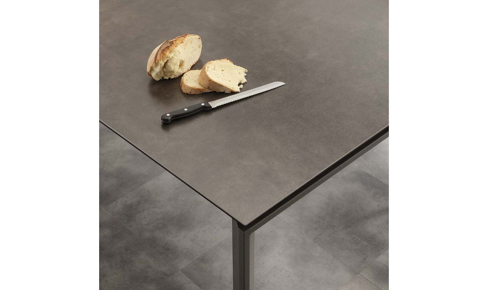 CERAMIQUE extendable table 140/200x90 GRAFFITE BROWN | Tables | ZIPhome.ee image 2